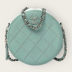 CHANEL 2019 Lambskin Ultimate Stitch Round Clutch with Chain